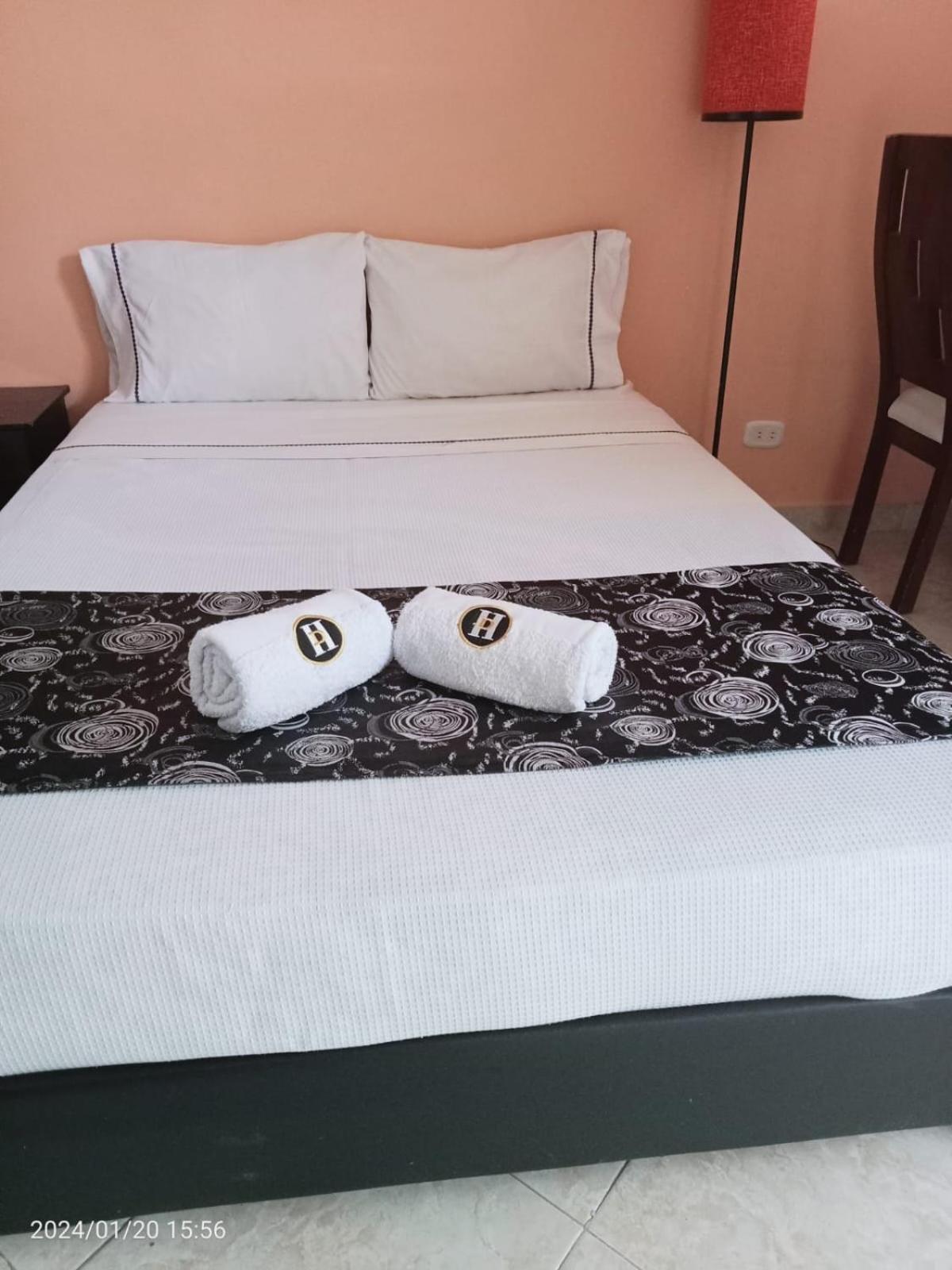 Hotel Dorado Real Fusagasuga Dış mekan fotoğraf